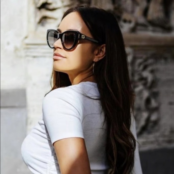 Gucci Black Cateye GG0877S 001 Sunglasses - Picture 14 of 16